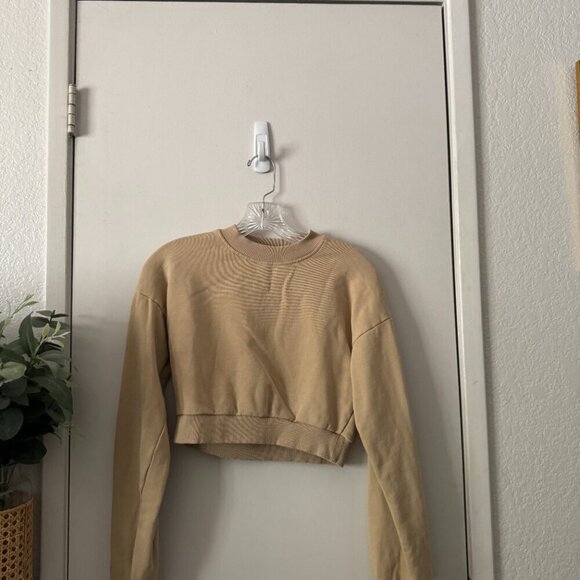 🦋 XLE THE LABEL Lauren Elizabeth Paige Cropped Sweatshirt Light Beige Tan XS - Picture 3 of 7